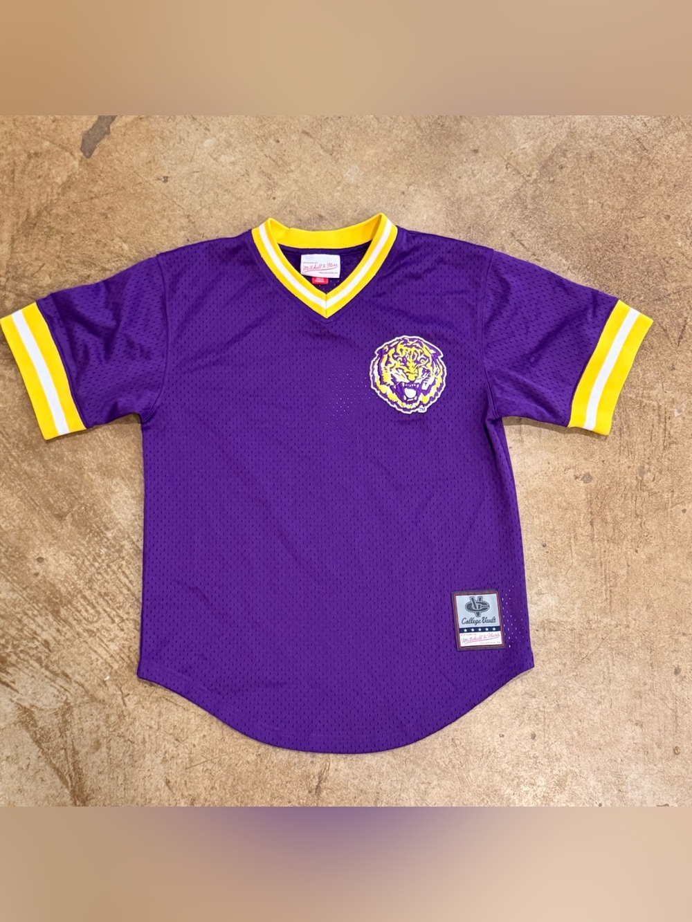 Mitchell & Ness LSU Tigers V-Neck Vintage Logo Jersey youth medium